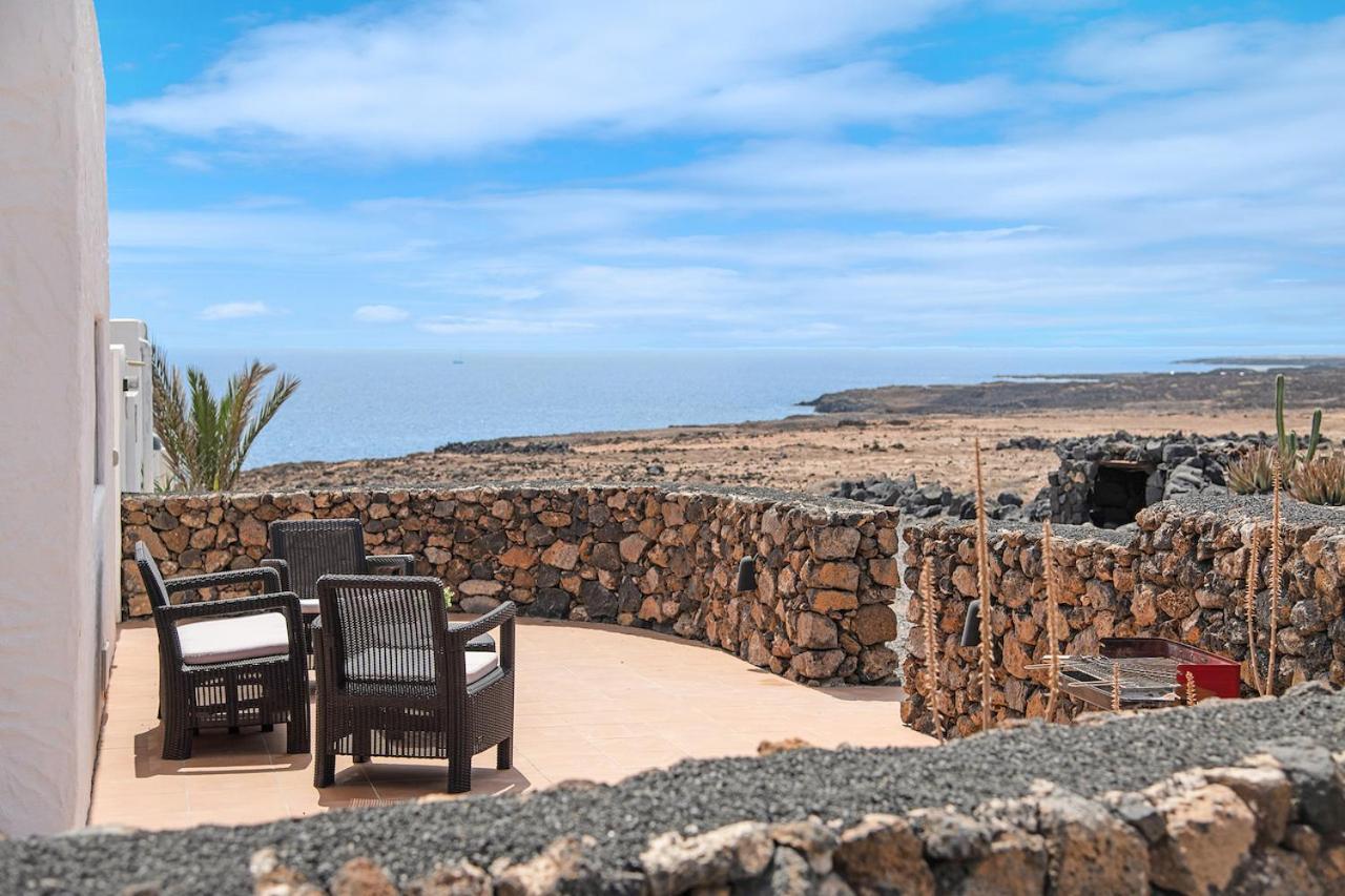 Playa Marina Eco Beach And Pool Bungalow Mala View Аррьета Экстерьер фото